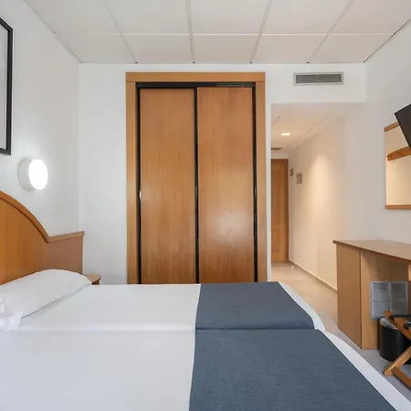 Otel Poseidon Playa 3*